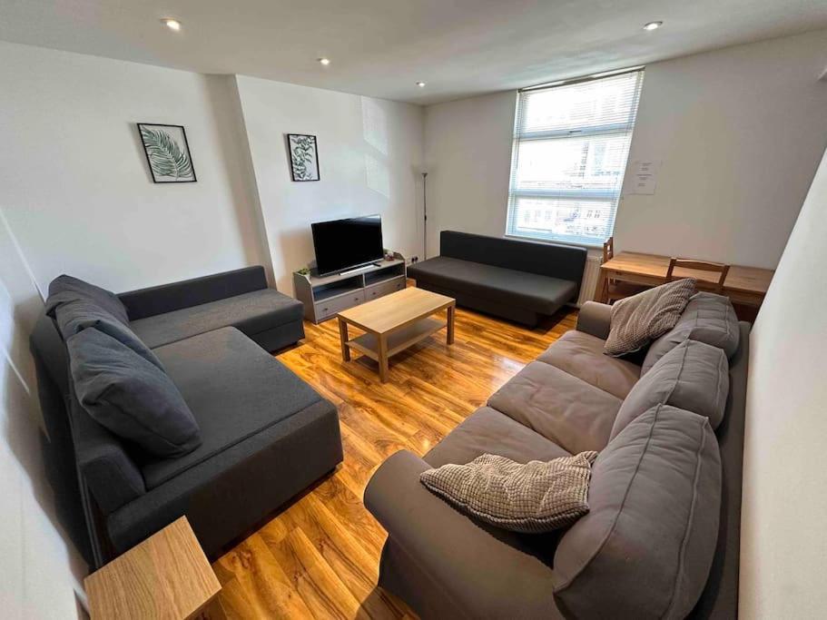 Comfortable 1 Bedroom And Double Sofa Bed Flat Apartament *